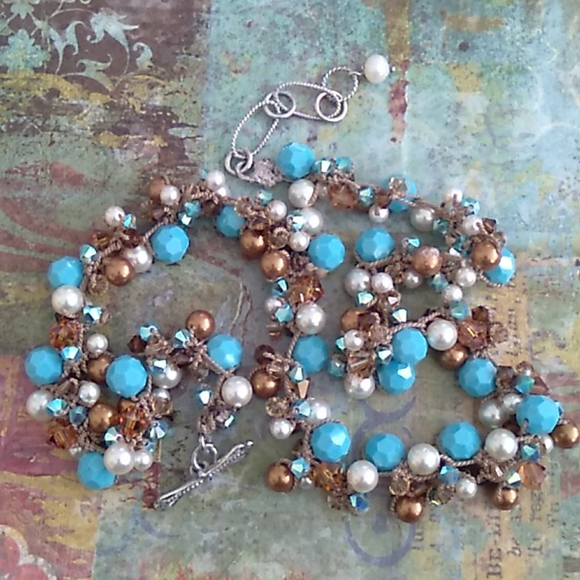 Turquoise Pearl's swarovski necklace - Picture 5 of 6